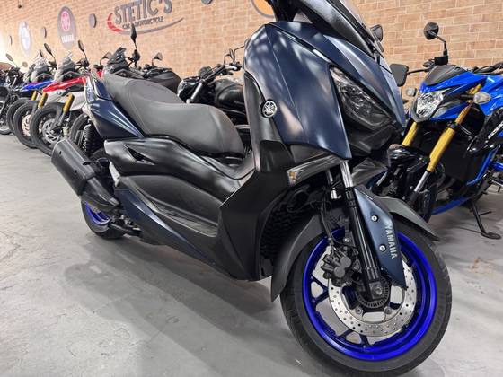 YAMAHA XMAX ABS 